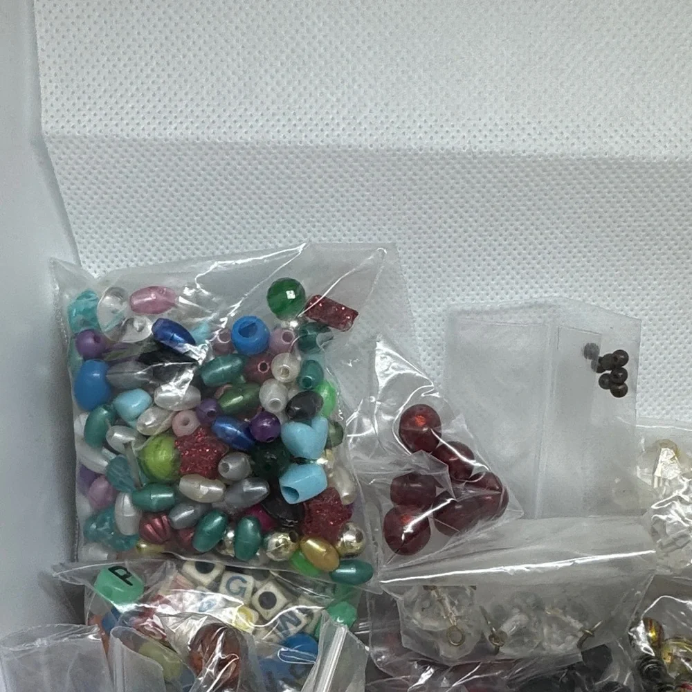 Assorted Beads Craft Kit Bundle - Picture 5 of 16